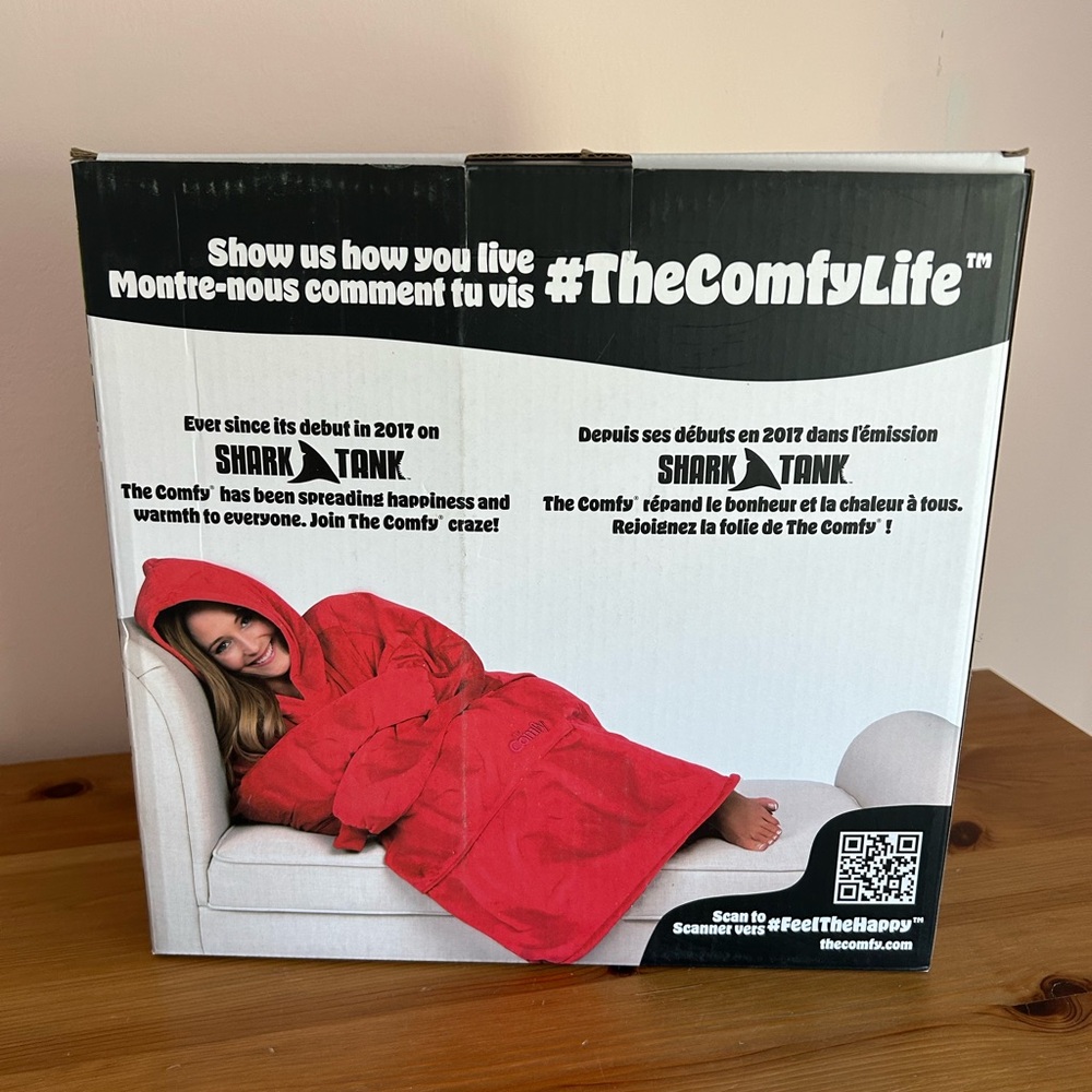 The Comfy Wearable Blanket - Picture 7 of 12